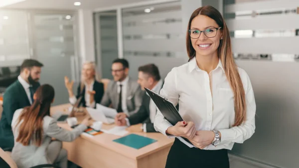 Trabajadores en una oficina