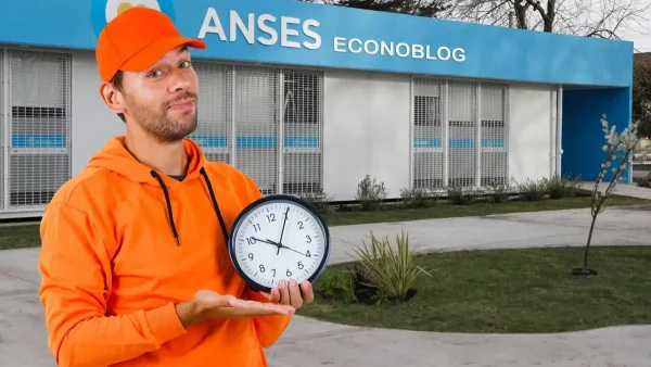 Joven con un reloj en Anses