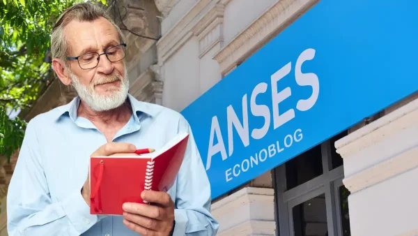 Jubilado leyendo en Anses